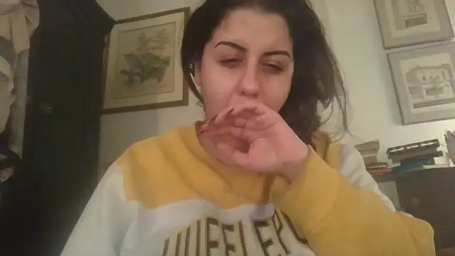 holyeroticss online show from 02/15/25, 09:27