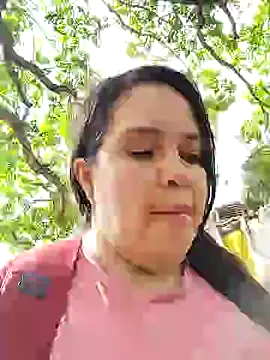 Snapshot of lunanataly chatting on 01/06/25, 07:35 lunanataly online show from 01/06/25, 07:35