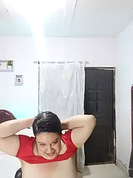 Snapshot of lunanataly chatting on 03/16/25, 09:37 lunanataly online show from 03/16/25, 09:37