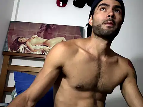 hideonbush051 online show from 02/24/26, 12:03