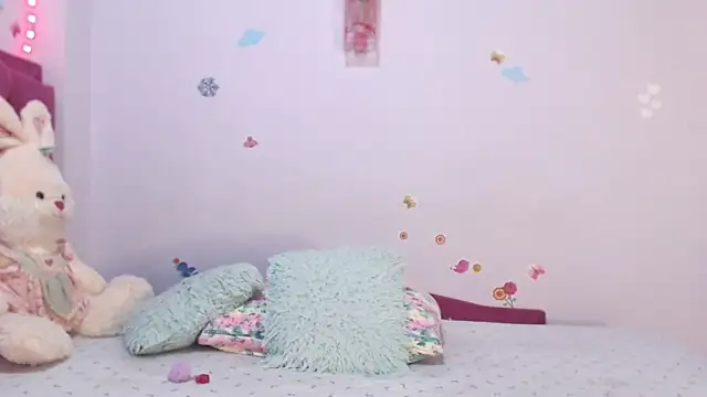 Madelyy  online show from 05/27/26, 12:18