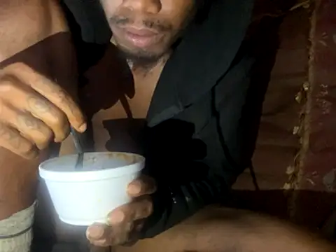 SlimeCrownzOut5 online show from 12/02/25, 12:05