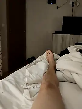 Snapshot of belga1910 chatting on 02/16/26, 01:24 belga1910 online show from 02/16/26, 01:24