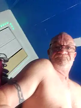 justjerkinaround666 online show from 02/21/26, 05:58