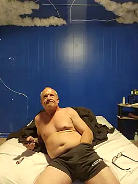 justjerkinaround666 online show from 03/31/26, 04:18