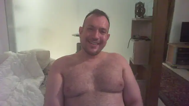Snapshot of Mike_12hot chatting on 03/28/26, 07:35 Mike 12hot online show from 03/28/26, 07:35