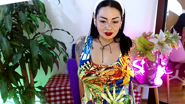 Ginna--mia online show from 01/12/25, 08:25