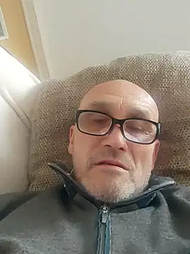 Snapshot of tino66 chatting on 03/15/26, 12:11 tino66 online show from 03/15/26, 12:11