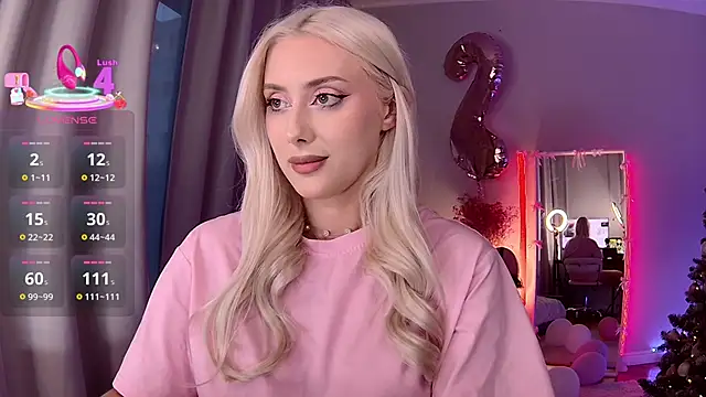 LoryWood online show from 02/07/26, 03:27