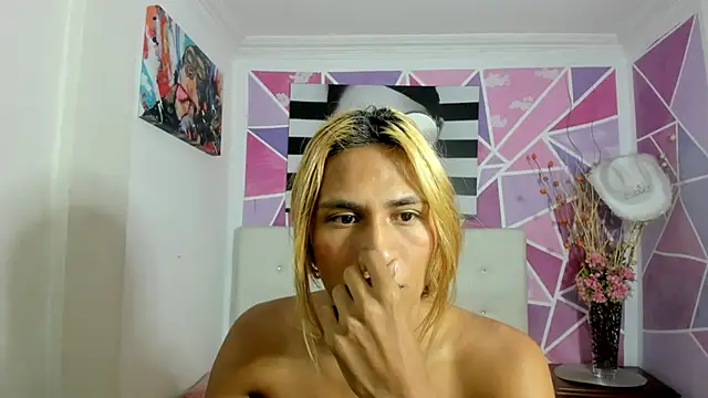 Brisahott online show from 03/06/25, 02:29