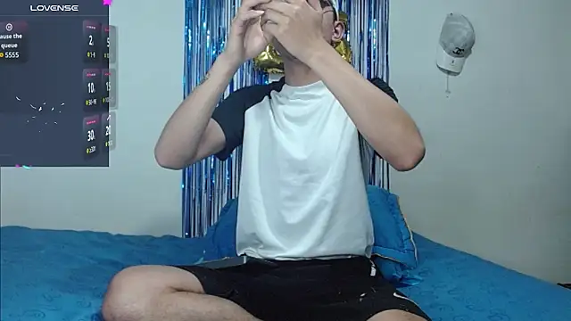 samfox  online show from 09/15/25, 11:21