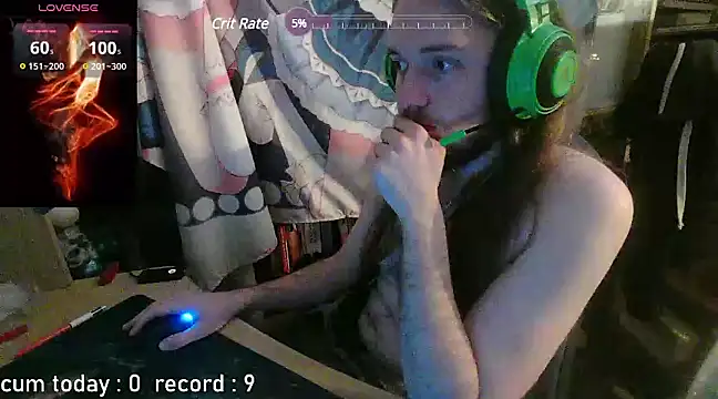 nicolasdumand21 online show from 12/02/24, 07:49