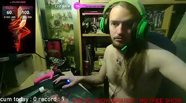 nicolasdumand21 online show from 12/17/24, 07:15