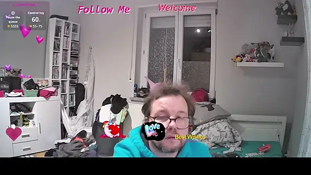 larsgessner30 online show from 10/25/25, 07:08