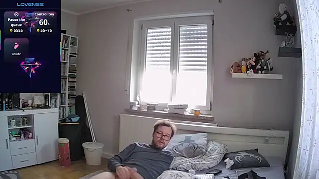 larsgessner30 online show from 03/08/26, 03:27