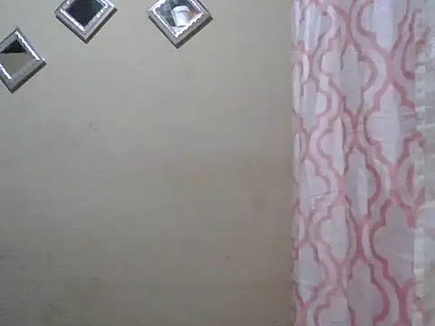 Pineda-301193 online show from 10/26/25, 12:44