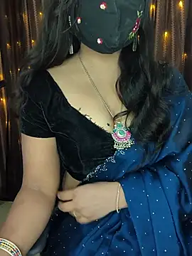 Snapshot of Tanvi-patil chatting on 03/19/25, 03:40 Tanvi-patil online show from 03/19/25, 03:40