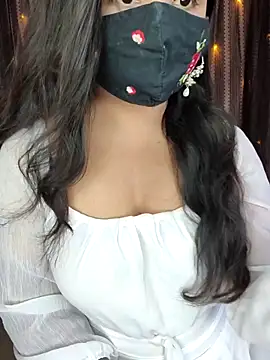 Snapshot of Tanvi-patil chatting on 03/23/25, 06:37 Tanvi-patil online show from 03/23/25, 06:37