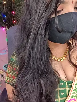 Snapshot of Tanvi-patil chatting on 09/25/25, 07:23 Tanvi-patil online show from 09/25/25, 07:23