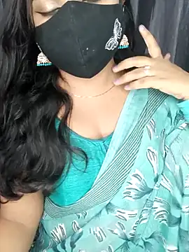 Snapshot of Tanvi-patil chatting on 06/17/26, 04:30 Tanvi-patil online show from 06/17/26, 04:30
