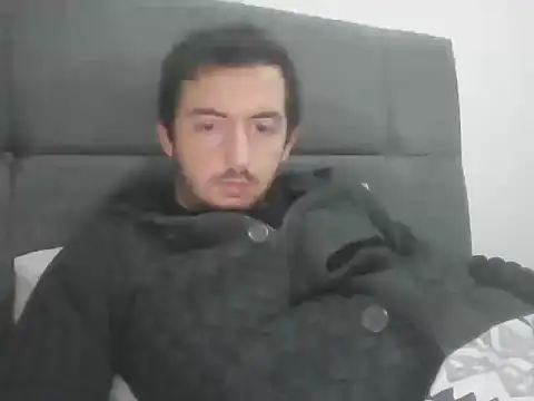 laynufff online show from 11/29/25, 06:00