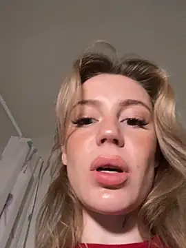 meanexx online show from 10/20/25, 04:13