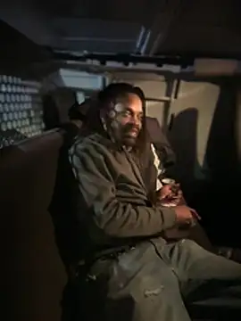 1BeautyN1Beast online show from 03/05/26, 01:45