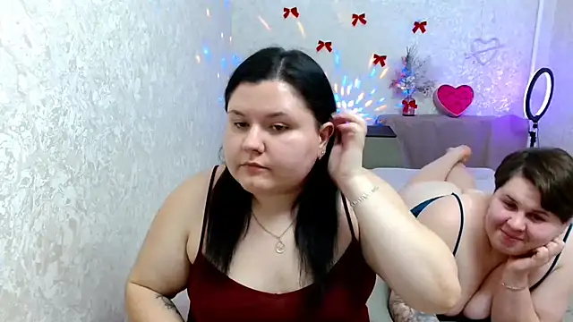 BeckyAndHellen online show from 02/12/25, 06:40