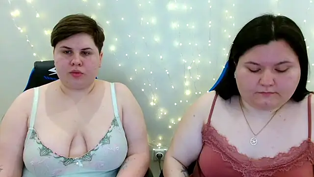 BeckyAndHellen online show from 04/16/26, 11:55