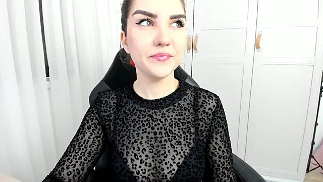 Snapshot of EnygmaVane chatting on 02/26/25, 04:25 EnygmaVane online show from 02/26/25, 04:25