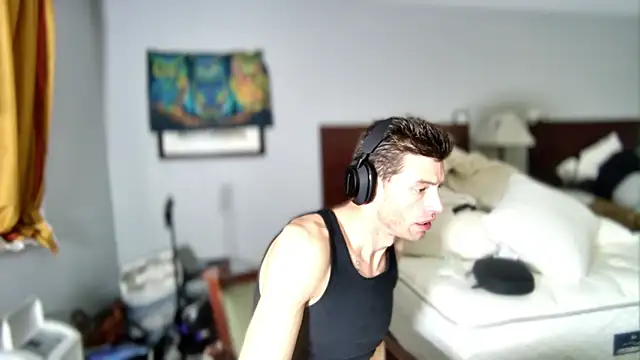 Snapshot of savageconfidence chatting on 12/03/25, 02:04 savageconfidence online show from 12/03/25, 02:04