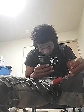 Snapshot of gaimov3r2024 chatting on 02/26/25, 07:20 gaimov3r2024 online show from 02/26/25, 07:20