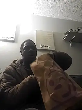 Snapshot of gaimov3r2024 chatting on 03/18/25, 11:52 gaimov3r2024 online show from 03/18/25, 11:52