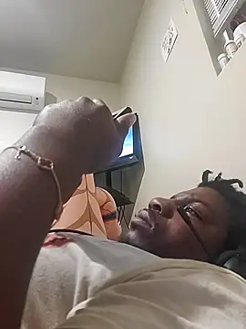 Snapshot of gaimov3r2024 chatting on 09/19/25, 09:54 gaimov3r2024 online show from 09/19/25, 09:54