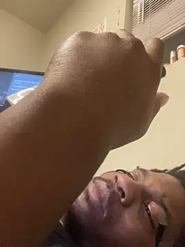 Snapshot of gaimov3r2024 chatting on 10/10/25, 08:35 gaimov3r2024 online show from 10/10/25, 08:35