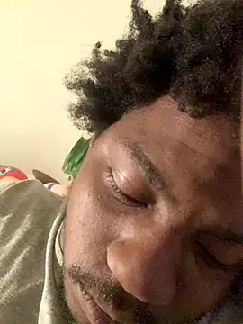 Snapshot of gaimov3r2024 chatting on 10/28/25, 07:23 gaimov3r2024 online show from 10/28/25, 07:23