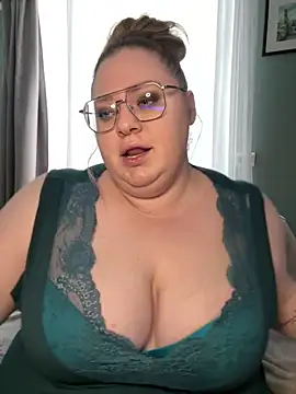 Chloe WS online show from 02/21/25, 12:50