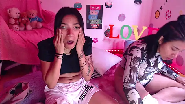 Yaumiko online show from 03/13/25, 02:01