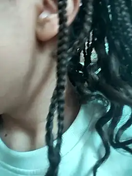 Snapshot of Yaumiko chatting on 01/08/26, 12:40 Yaumiko online show from 01/08/26, 12:40