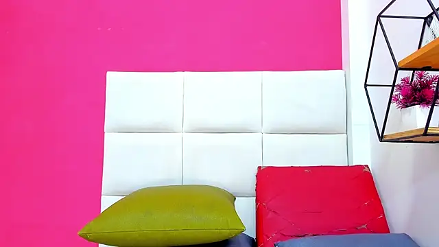 Snapshot of malu_horny_69 chatting on 12/03/24, 03:11 malu horny 69 online show from 12/03/24, 03:11