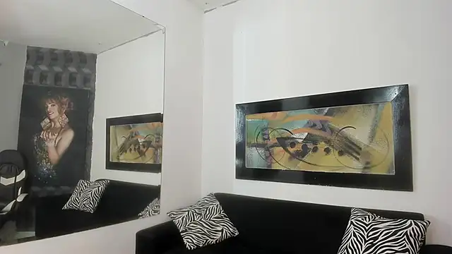 Snapshot of Loremhotsex chatting on 09/16/25, 07:37 Loremhotsex online show from 09/16/25, 07:37