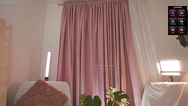 Ximenna Cruz online show from 01/29/25, 12:12