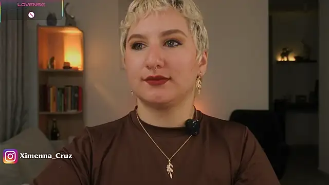 Ximenna Cruz online show from 01/09/26, 12:30