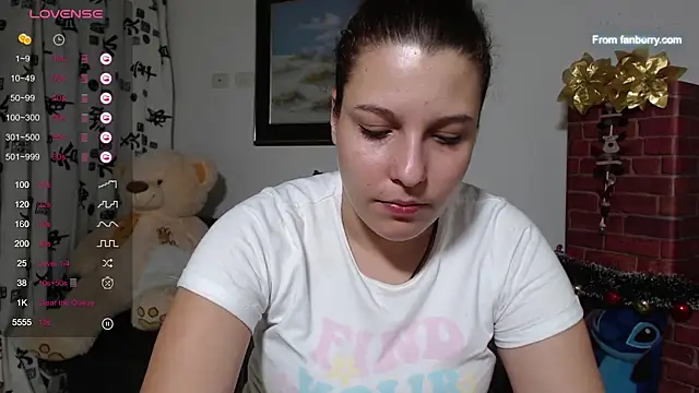 Snapshot of alexia_87 chatting on 12/05/24, 11:18 alexia 87 online show from 12/05/24, 11:18
