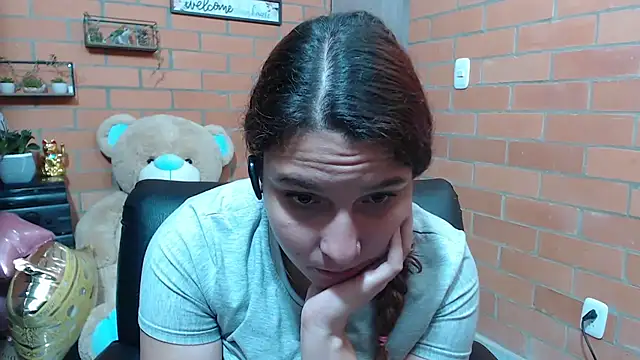 alexia 87 online show from 11/10/25, 10:20