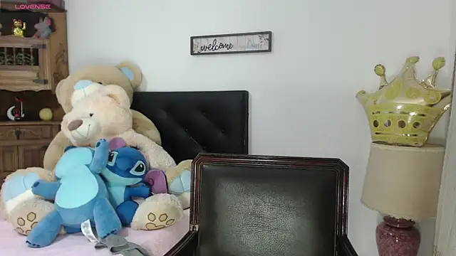 alexia 87 online show from 02/18/26, 04:19