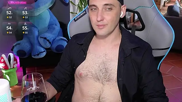 Snapshot of Gil_gamesh90 chatting on 07/26/26, 10:44 Gil gamesh90 online show from 07/26/26, 10:44