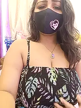 Divya girl online show from 04/17/26, 02:20