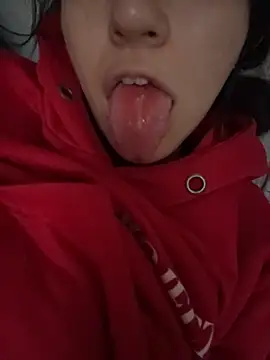 Naughtylittlegirl  online show from 11/13/25, 09:25