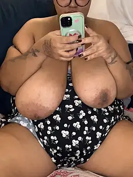SweetLizzyBBW online show from 07/09/26, 02:59